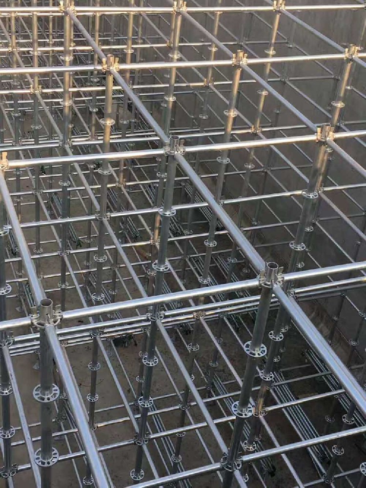 脚手架的拆除与保养
